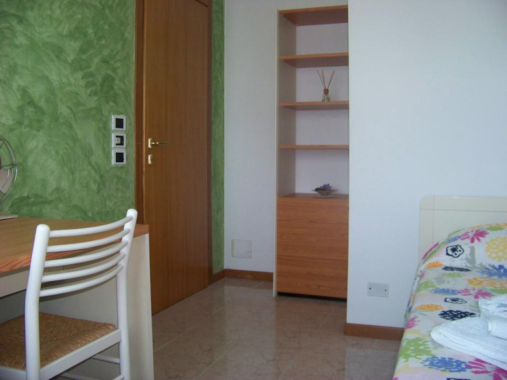 Ferienwohnung Residenza Capri Vicenza Zimmer foto